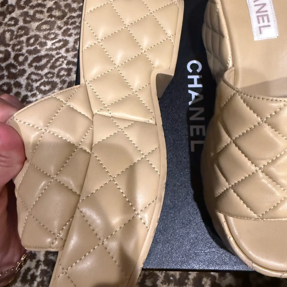 Chanel Tan Quilted Women's Sandals size 9 - Picture 4 of 10